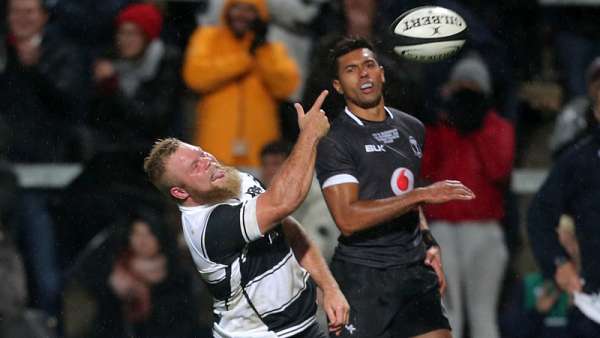 Barbarians 40-7 FIji