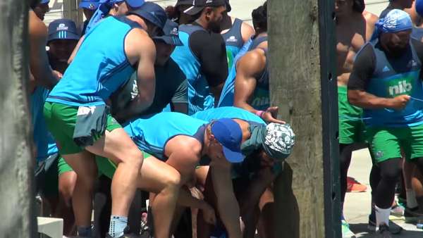 Los Blues hicieron un desafío en Rangitoto Island