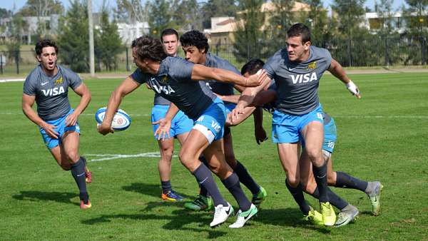 Los 26 Pumas para el viaje a Port Elizabeth