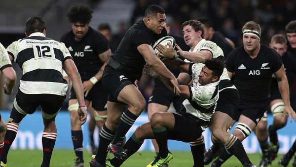 All Blacks 31-22 Barbarians