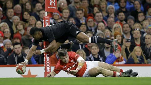 Gales 18-33 All Blacks