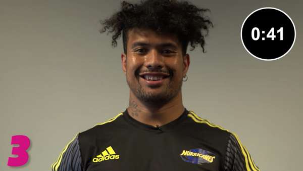 Ardie Savea se anima al cuestionario sobre el Super Rugby