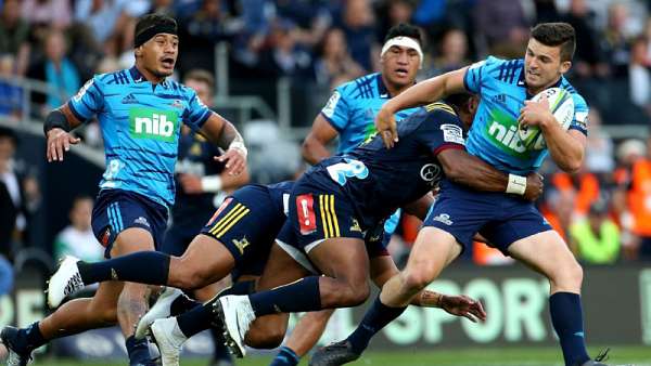 Highlanders 41-34 Blues