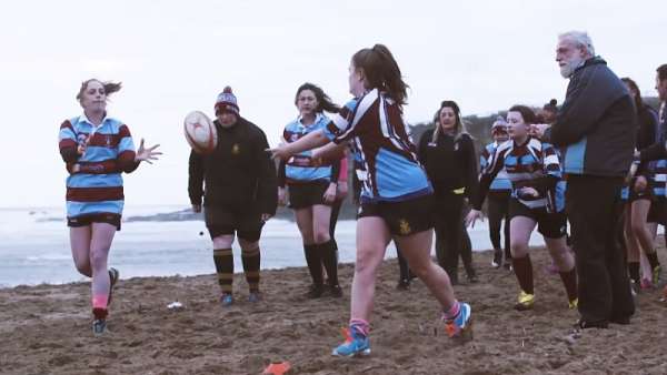 Las Bude Ladies en “This Is Rugby”