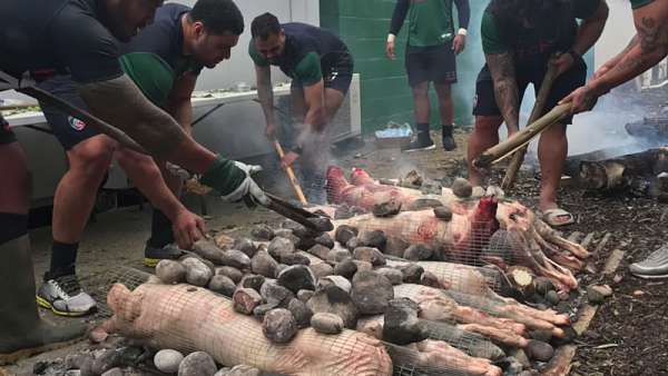 Los isleños de Leicester prepararon el almuerzo