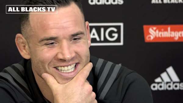 Ryan Crotty y Ben Smith en la previa de All Blacks vs Francia