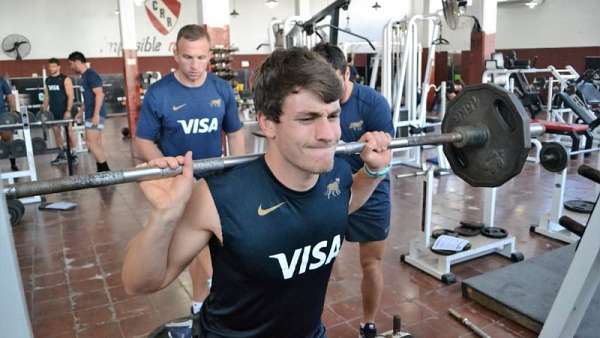 Los Pumas en el gimnasio en la previa de Escocia