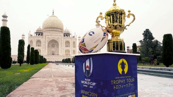 La Webb Ellis Cup estuvo en el Taj Mahal