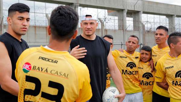 Los All Blacks visitaron a Los Espartanos