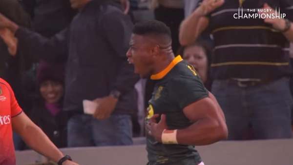 Aphiwe Dyantyi otro tryman del Rugby Championship