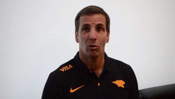 Gonzalo Quesada y el plantel de Jaguares 2019