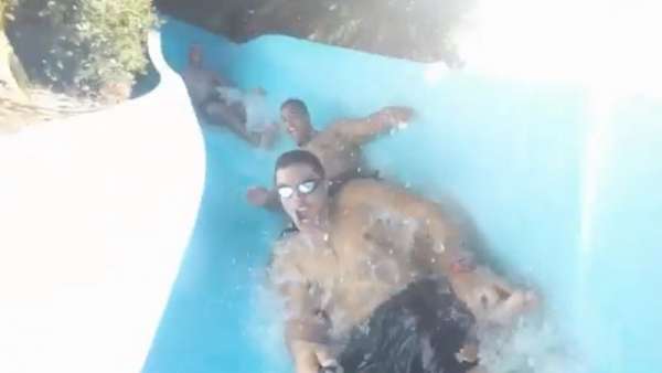 Los Crusaders se divirtieron en un parque acuático