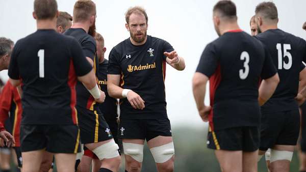 Gales se prepara para enfrentar a los All Blacks