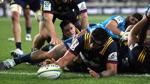 Highlanders 24-12 Blues