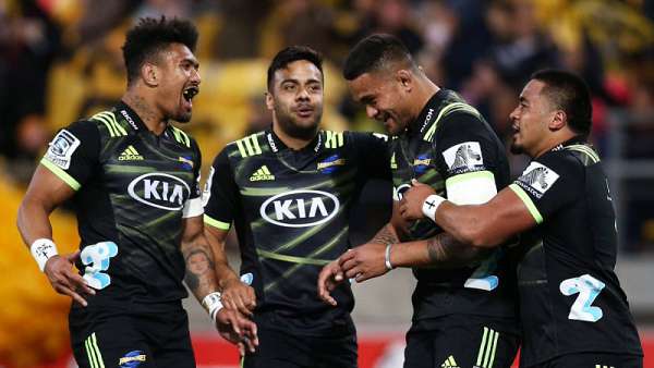 Hurricanes 29-19 Rebels