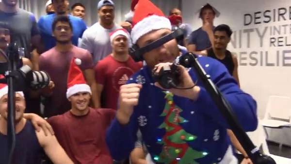 Las estrellas del Super Rugby le ponen color a la Navidad