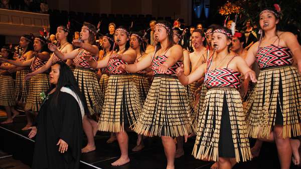 Gales tuvo su bienvenida en Wellington