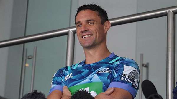 La presentación de Dan Carter en Blues