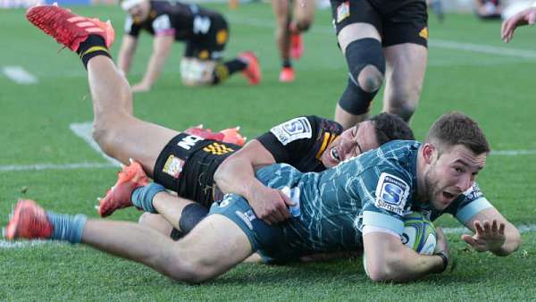 Chiefs 31-33 Highlanders