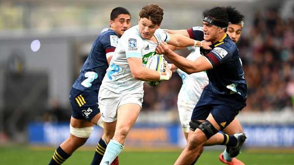 Highlanders 21-32 Blues