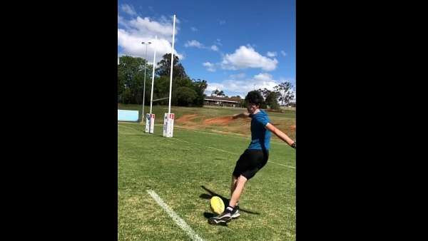 Rabona a la ovalada!