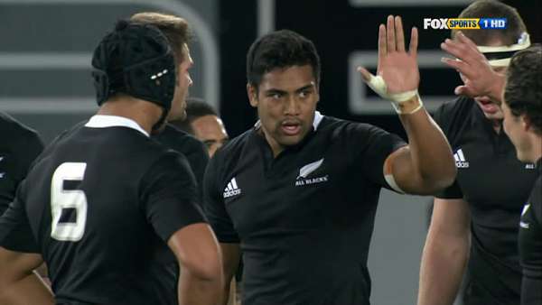 Los debut en los All Blacks: Julian Savea