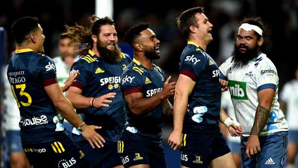 Highlanders 35-29 Blues