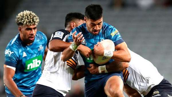 Blues 38-10 Brumbies