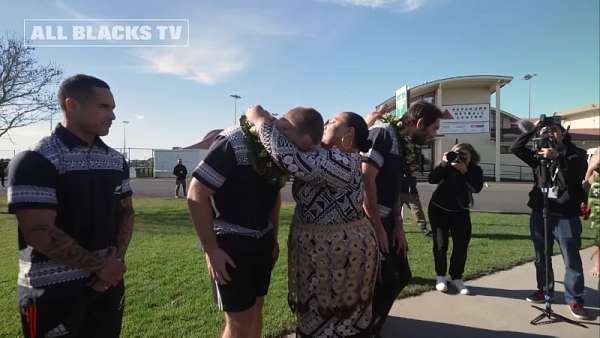 Papakura recibió a los All Blacks