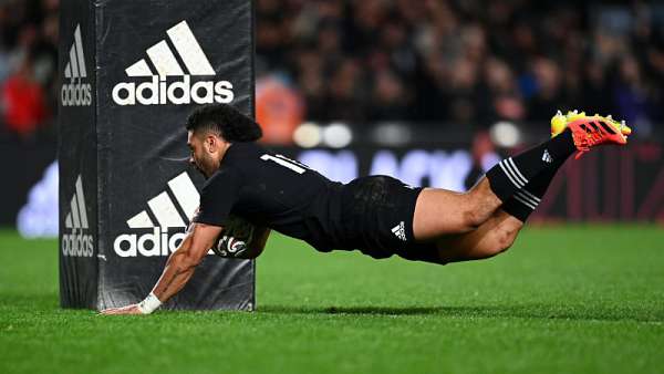 All Blacks 33-25 Wallabies