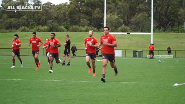 El Bronco de los All Blacks en Sunshine Coast