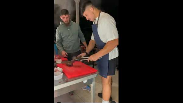 Los Pumas no olvidaron el asado!