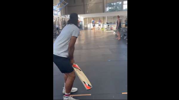 Blues podría competir en… ¿cricket?