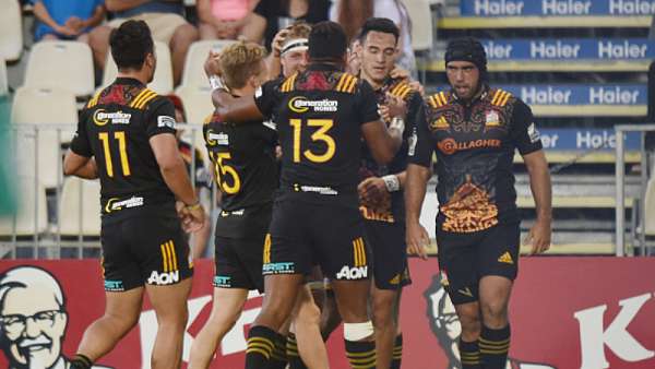 Crusaders 21-24 Chiefs