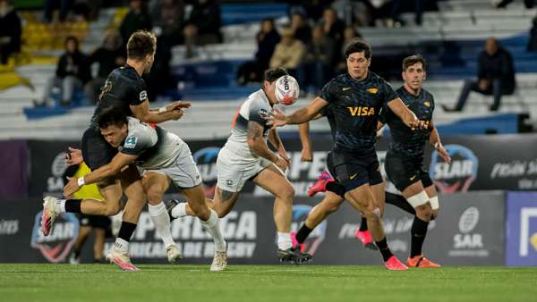 Olimpia Lions 21-41 Jaguares XV