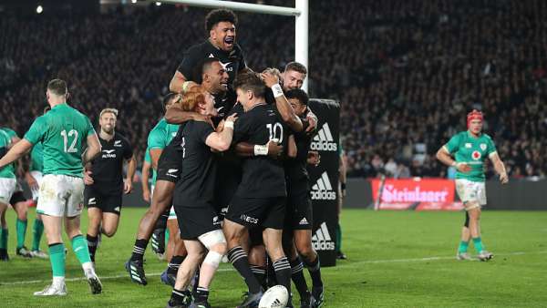 All Blacks 42—19 Irlanda