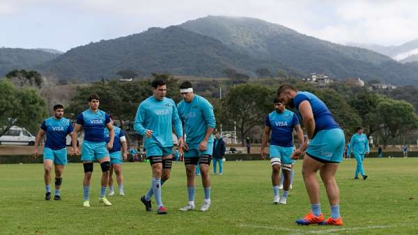 Los Pumas entrenan pensando en Escocia