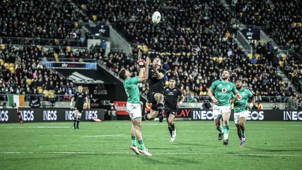 All Blacks 22-32 Irlanda