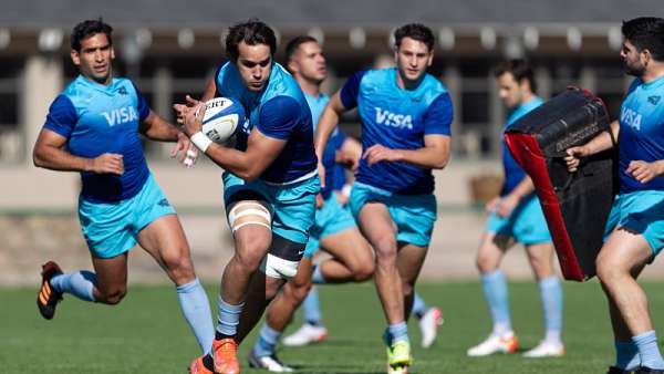 Los Pumas llegaron a Mendoza