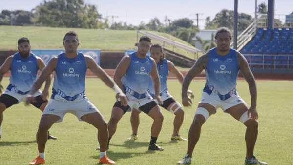 Samoa practica el Siva Tau