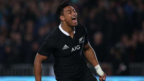 Julian Savea, la topadora